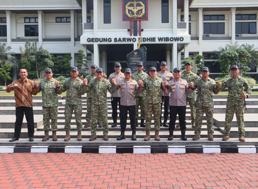 Kapolda Metro Jaya dan Pangdam Jaya Sambangi Mako Kopassus Cijantung, Pererat Sinergi Bersama Pangkopassus