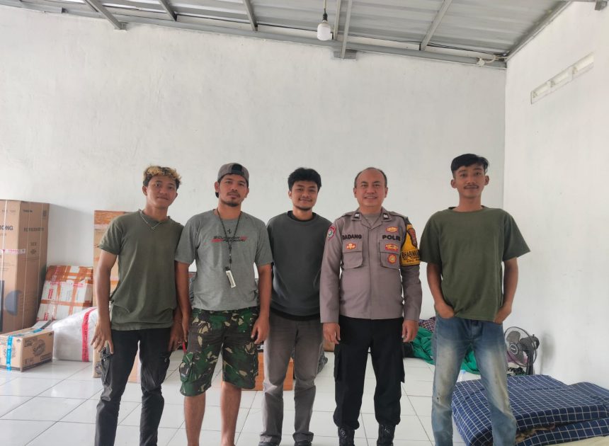 Bhabinkamtibmas Pondok Cabe Udik Perkuat Cooling System Melalui Sambang Warga untuk Cegah Guantibmas dan Kejahatan 3C