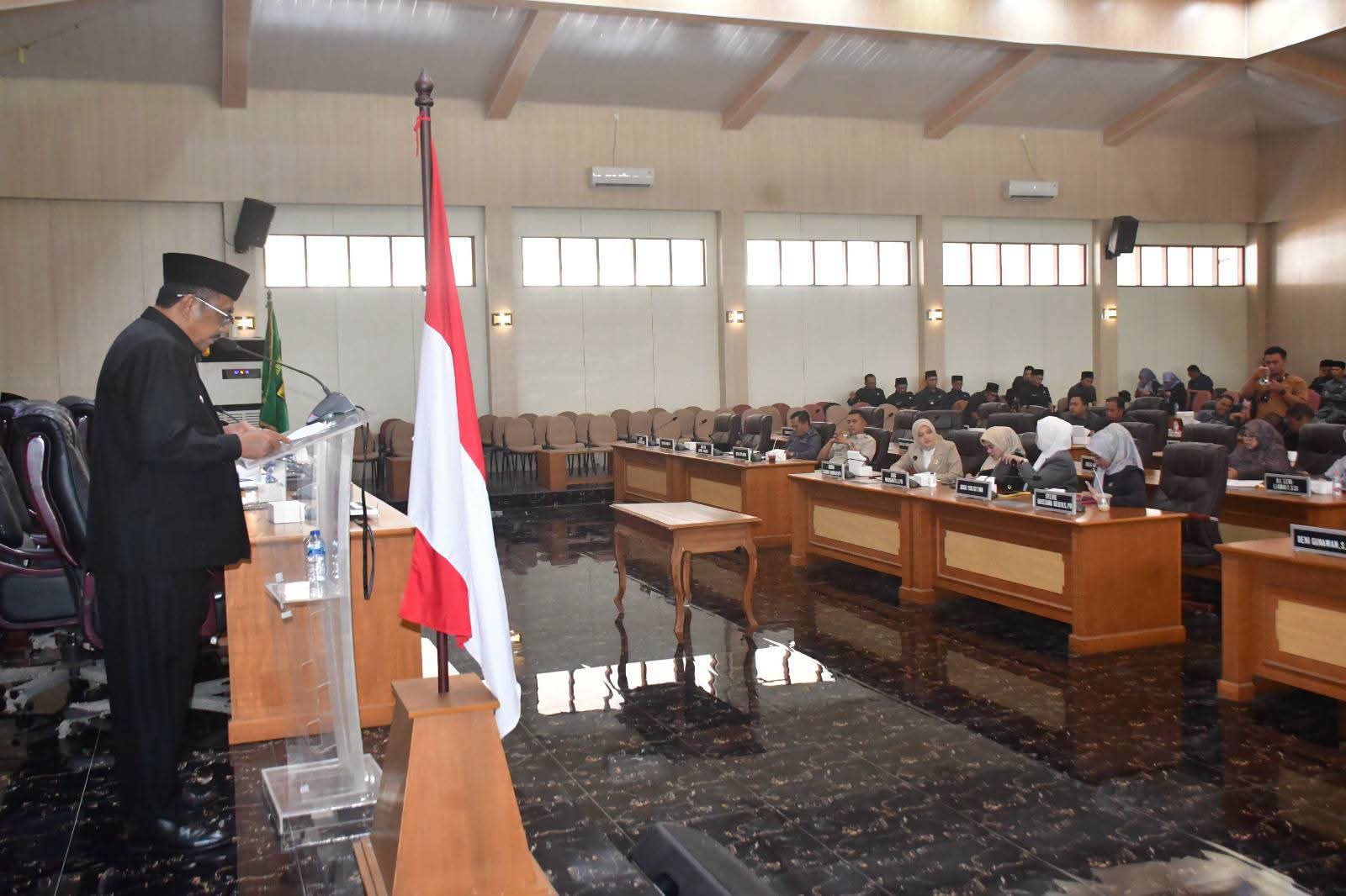Rapat Paripurna DPRD, Pertanggungjawaban Pelaksanaan APBD Tahun 2025 Sukabumi Resmi Siap Ditetapkan Menjadi Perda