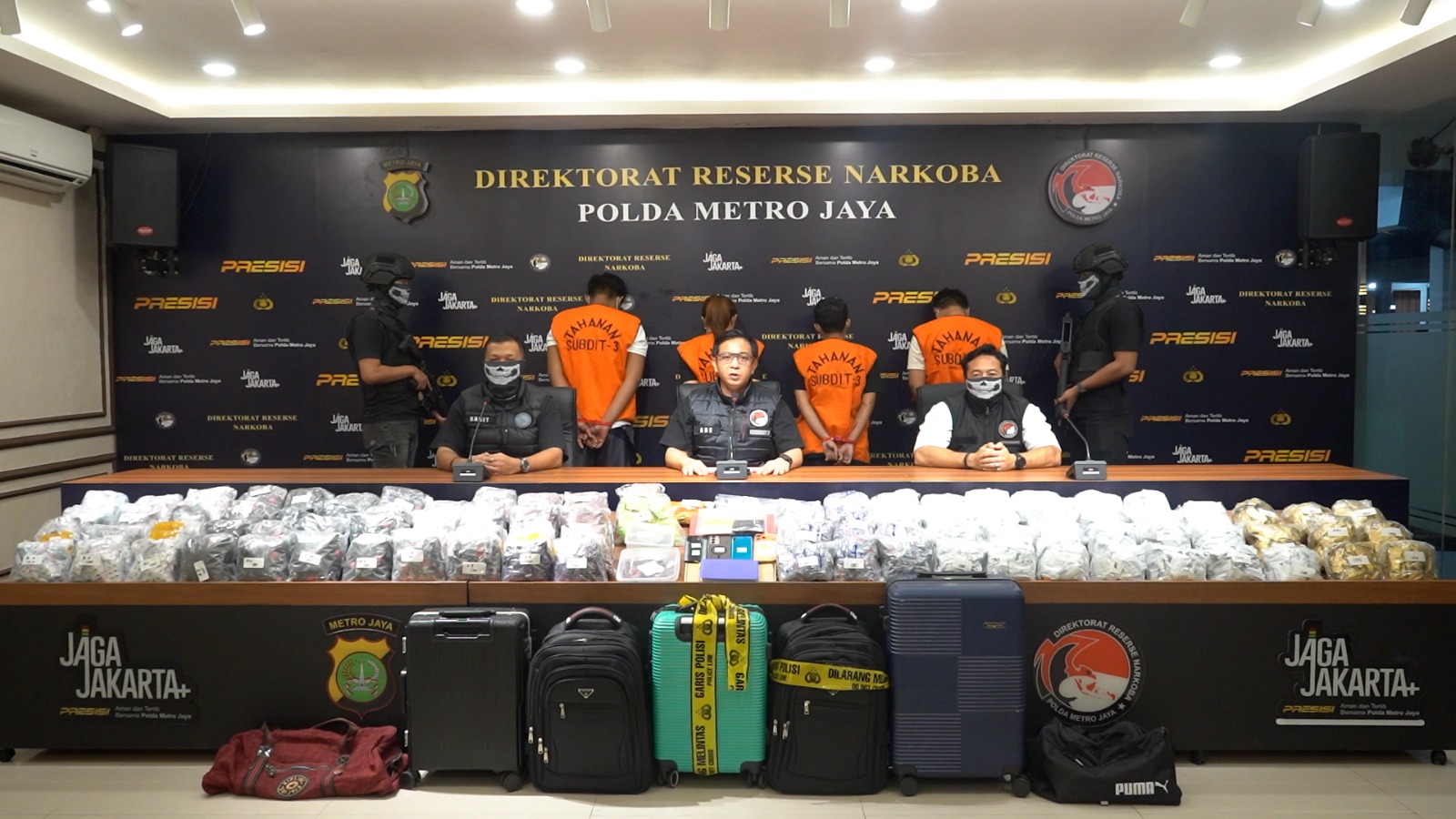 Polda Metro Jaya Berhasil Mengungkap Petedaran Narkotika Golongan II Jenis Etomidate Sebanyak 8.698 Pcs Cartridge, Jaringan Internasional