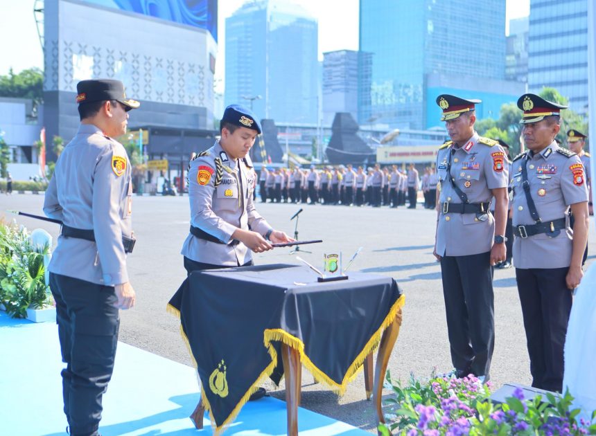 Kapolda Metro Jaya Pimpin Sertijab PJU dan Kapolres Jajaran, Penyegaran Organisasi Perkuat Pelayanan Masyarakat