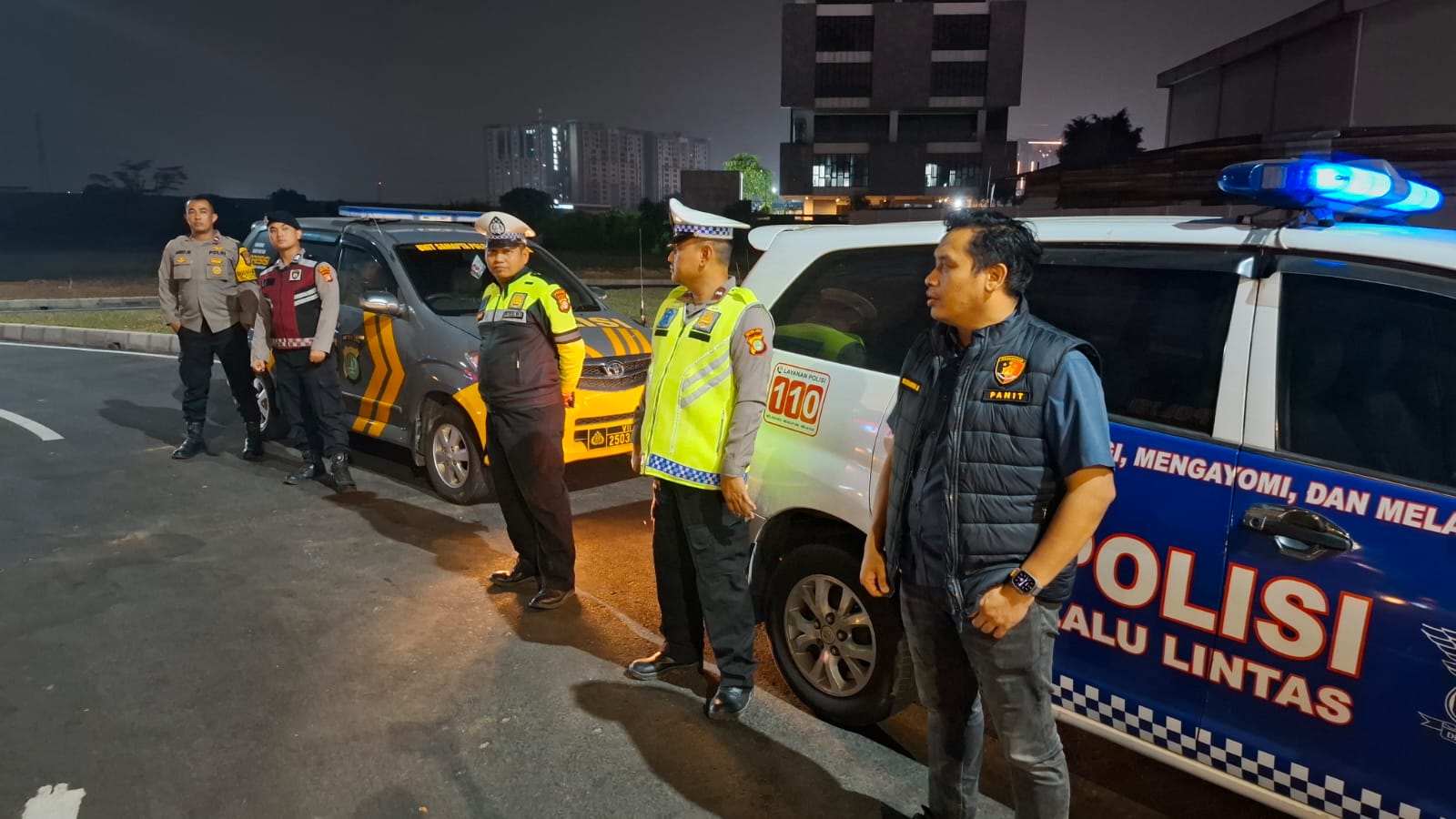 Razia Stasioner Polsek Kelapa Dua Perkuat Upaya Cegah Kejahatan Jalanan dan Wujudkan Wilayah Kondusif